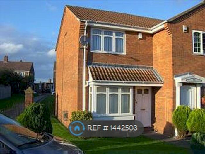 2 Bedroom End Of Terrace House To Rent In Silvermere Drive, Ryton, NE40