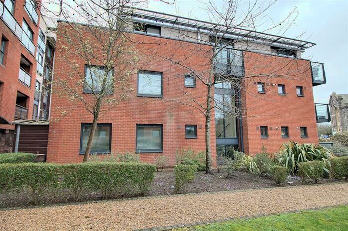 2 Bedroom Apartment To Rent In Chapelfield Gardens, Norwich, NR1