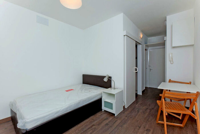 Flat To Rent In Archway Road, London, N6