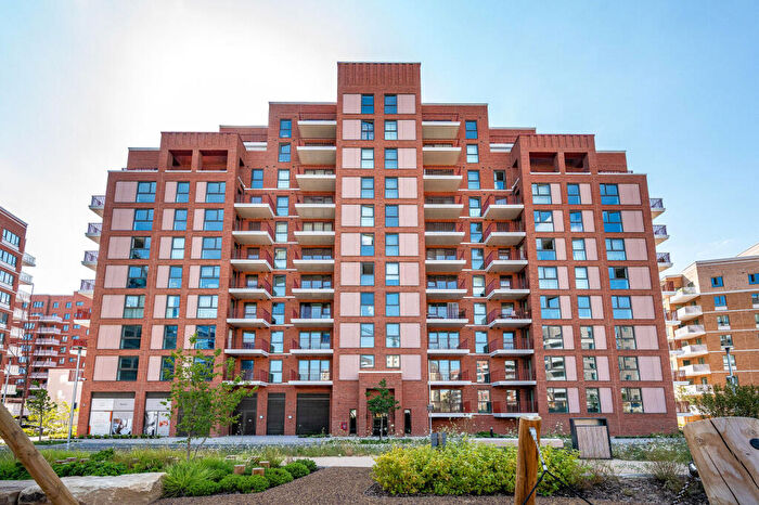 1 Bedroom Flat To Rent In Gilham House, Lombard Square, Thamesmead, SE28