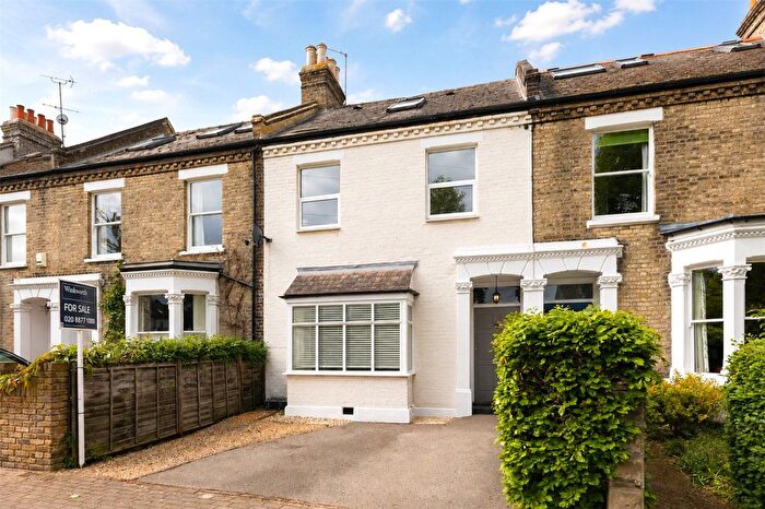 4 Bedroom Detached House For Sale In Lebanon Gardens, London, SW18