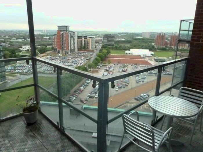 2 Bedroom Flat To Rent In Wellington Street, Leeds, LS1