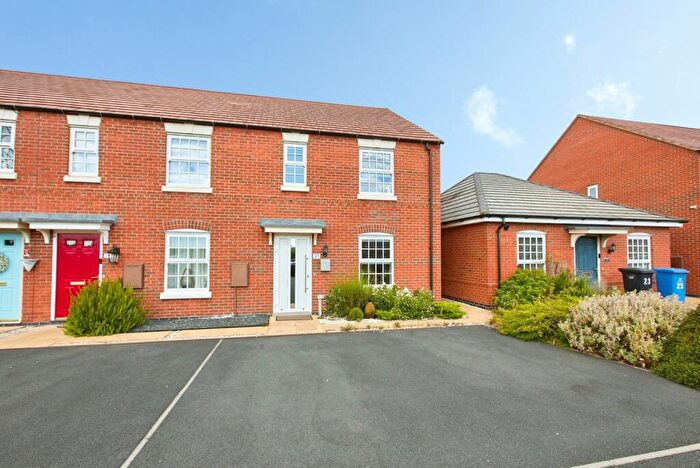 3 Bedroom End Of Terrace House For Sale In Budle Avenue, Derby, Derbyshire, DE24