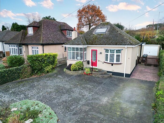 3 Bedroom Detached Bungalow For Sale In Coutts Avenue, Shorne, Gravesend, Kent, DA12