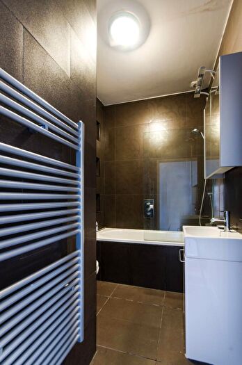 1 Bedroom Flat To Rent In Gunter Grove, Chelsea, London, SW10