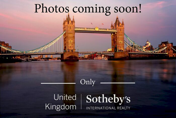 3 Bedroom Flat To Rent In Hamlet Gardens, Chiswick, London W6