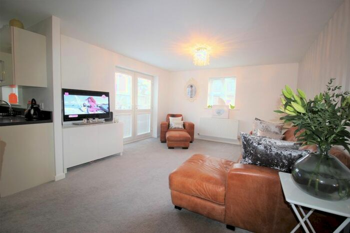 2 Bedroom Flat To Rent In Easthorpe Street, Ruddington, Nottingham, NG11