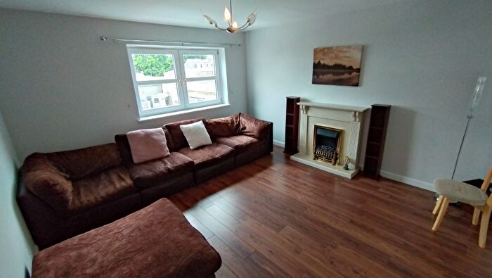 2 Bedroom Flat To Rent In Charles Street, City Centre, Aberdeen, AB25