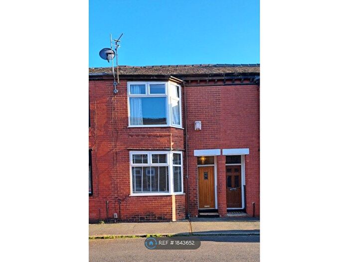 3 Bedroom Terraced House To Rent In New Barton Street, Salford, M6