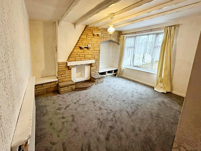 3 Bedroom Semi-Detached House To Rent In Garden Drive, Brampton, Barnsley, South Yorkshire, S73