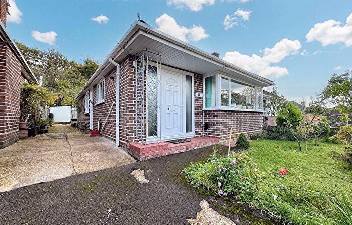 2 Bedroom Detached Bungalow For Sale In Montague Close, Southampton, SO19