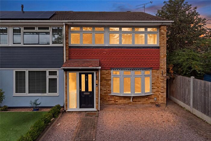 3 Bedroom End Terrace House For Sale In West Malling Way, Hornchurch, RM12