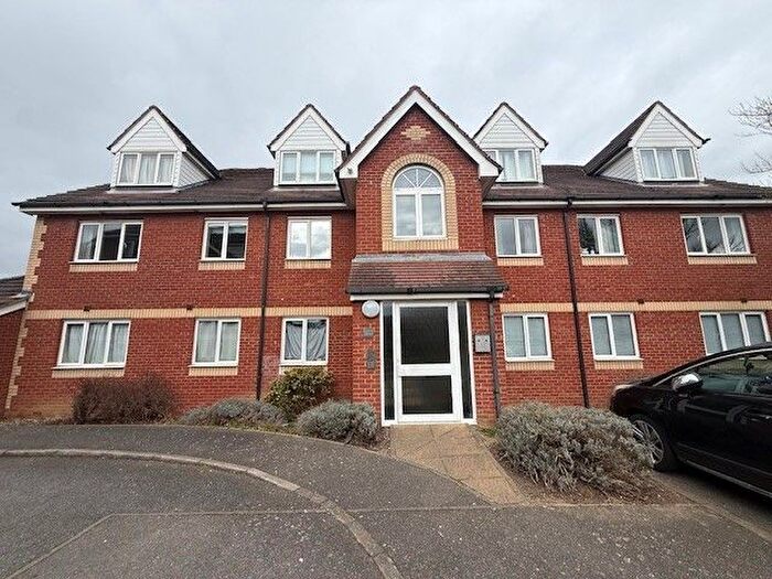 2 Bedroom Flat To Rent In Peterhouse Close, Peterborough, PE3
