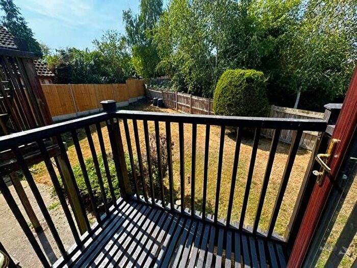 1 Bedroom Apartment To Rent In Lenborough Road, Buckingham, MK18