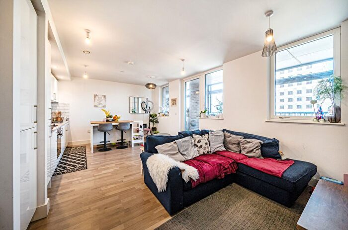 2 Bedroom Flat For Sale In Doniford House, Healum Avenue, Southall, UB2