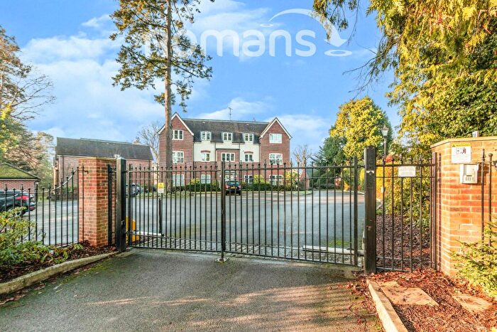 2 Bedroom Apartment To Rent In St Catherines Wood, Camberley, GU15