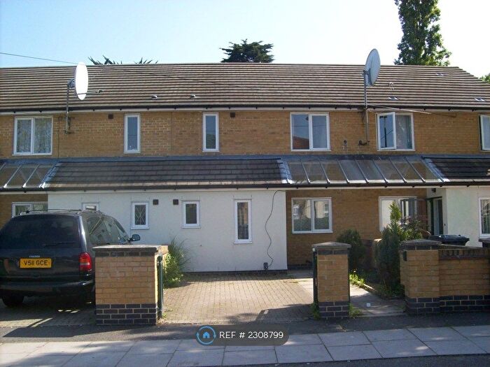 3 Bedroom Terraced House To Rent In Flexmere Road, London, N17