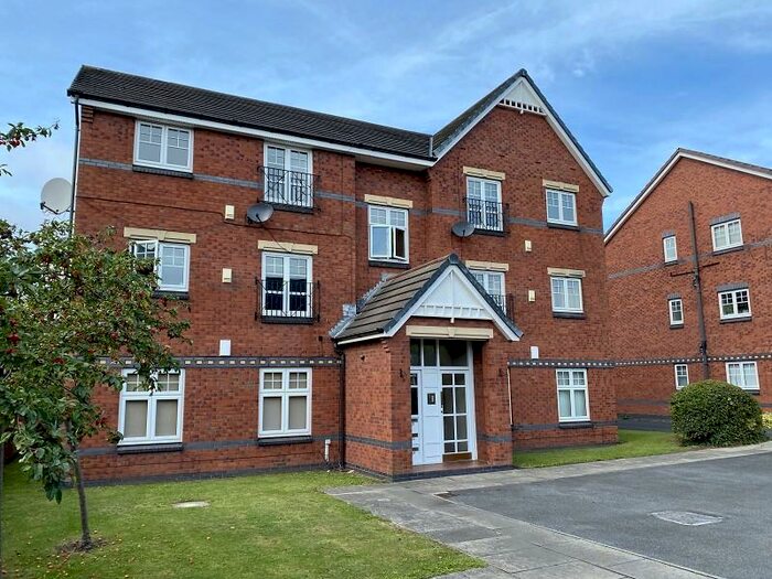 2 Bedroom Apartment To Rent In Larkspur Close, Southport, Merseyside., PR8