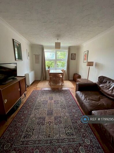 1 Bedroom Flat To Rent In Myatts Field Court, London, SE5