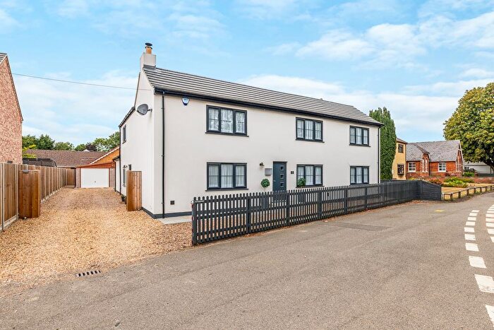 5 Bedroom Detached House For Sale In Washway Road, Saracens Head, PE12