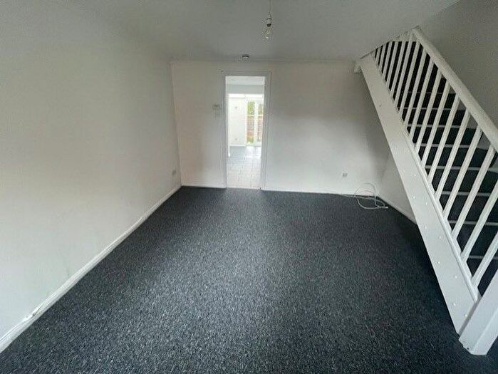 2 Bedroom Terraced House To Rent In Coltsfoot Green, Luton, LU4
