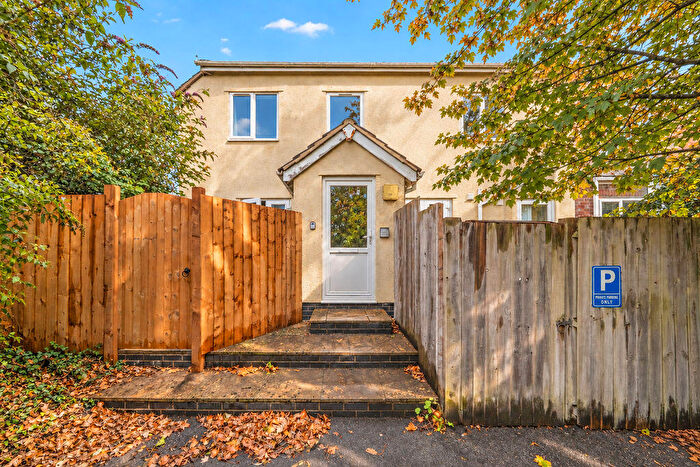 3 Bedroom Flat For Sale In Green Road, Oxford, OX3