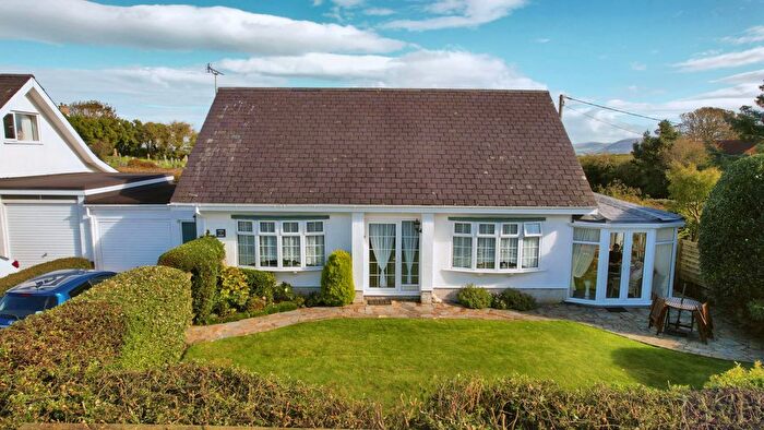 3 Bedroom Bungalow For Sale In Tudweiliog, Pwllheli, LL53