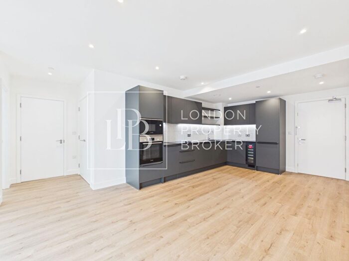 2 Bedroom Flat To Rent In Gilham House, Lombard Square, SE28