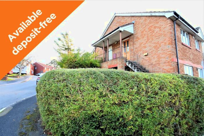 Studio To Rent In Deposit-free Option Available - Devonshire Gardens, Bursledon, SO31