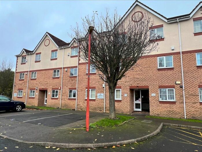 2 Bedroom Flat To Rent In Hoff Beck Court, Bordesley, Birmingham, B9