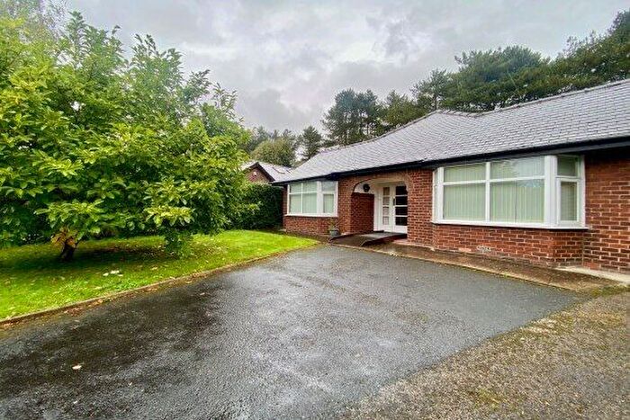 3 Bedroom Bungalow To Rent In Lostock Hall, Preston, PR5