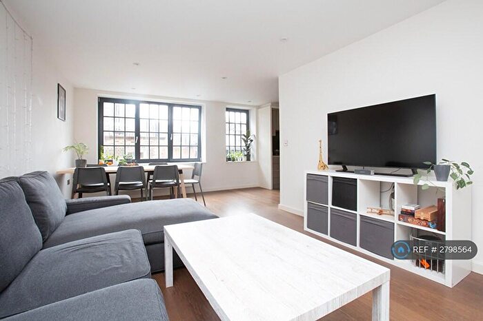 2 Bedroom Flat To Rent In Kings Cross, London, N1
