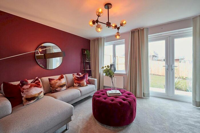 3 Bedroom Semi-Detached House To Rent In Spring Mill, Whitworth, OL12