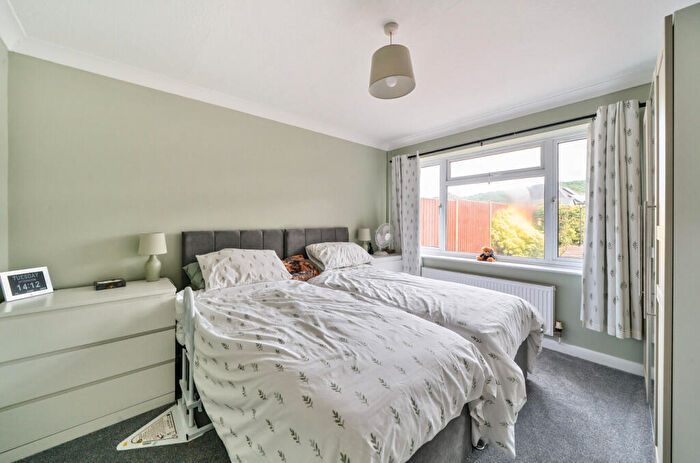 2 Bedroom Bungalow For Sale In Lambert Avenue, Shurdington, Cheltenham, GL51