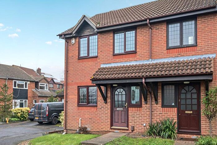 3 Bedroom Semi-Detached House For Sale In Park Leys, Harlington, LU5