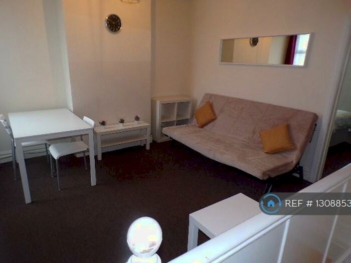 1 Bedroom Flat To Rent In Kingsland Avenue, Coventry, CV5