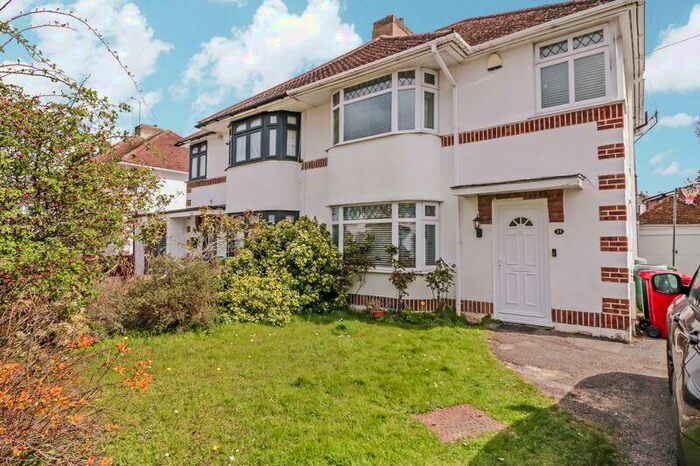 3 Bedroom Semi-Detached House To Rent In Castleview Catchment, SL3