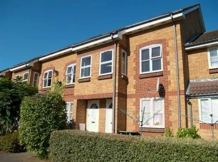 1 Bedroom Flat To Rent In Maplin Park, Slough SL3