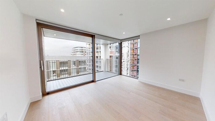 2 Bedroom Flat To Rent In Salisbury House, Prince Of Wales Drive, SW11