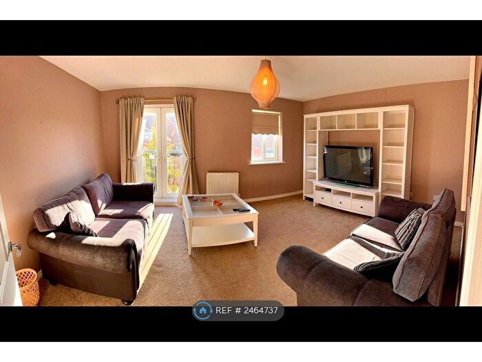 3 Bedroom Semi-Detached House To Rent In Hoskins Lane, Middlesbrough, TS4