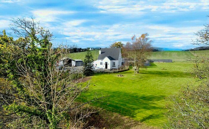 3 Bedroom Equestrian Facility For Sale In Goldcraig Cottage, By Kilwinning, KA13