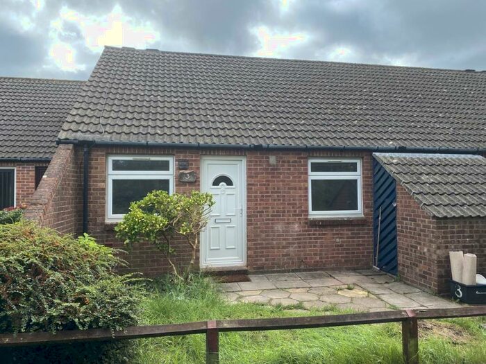 2 Bedroom Terraced Bungalow To Rent In Turnberry Walk, Brislington, Bristol, BS4