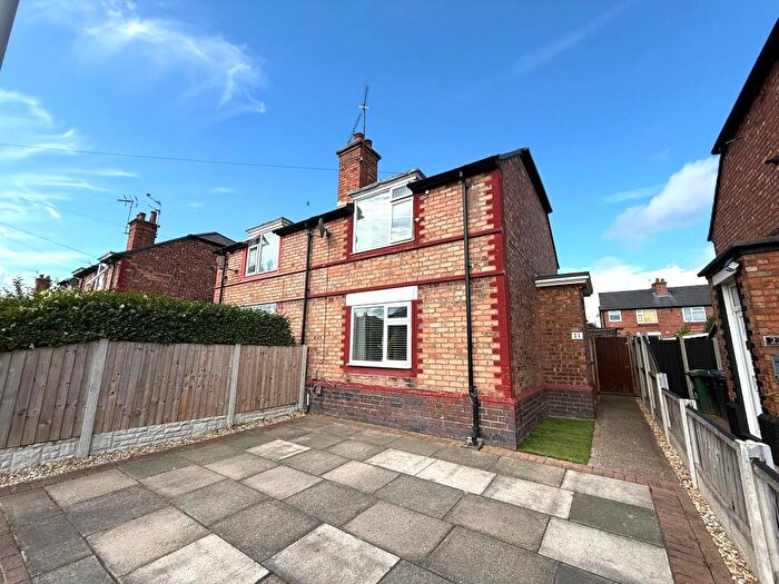 2 Bedroom Semi-Detached House For Sale In Bishops Gardens, Ellesmere Port, Cheshire West And Chester, CH65