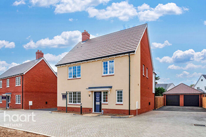 4 Bedroom Detached House For Sale In Kelvedon Rise, Coggeshall Road, Kelvedon, CO5