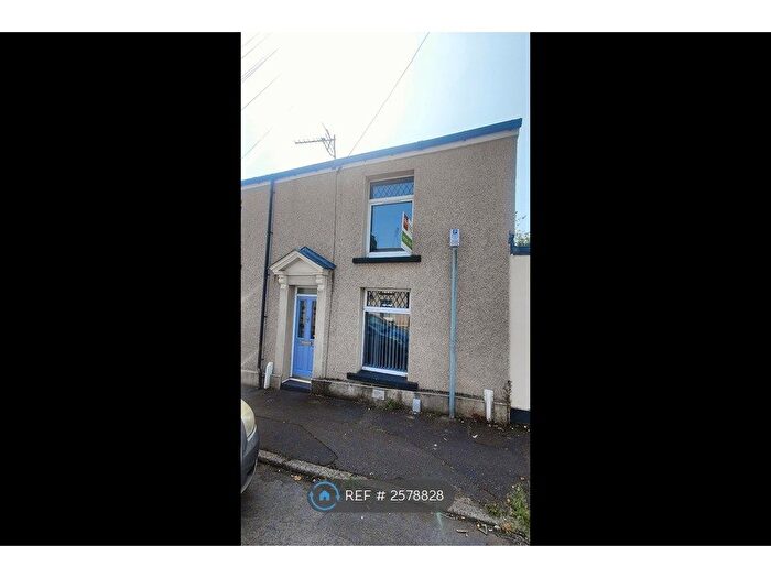 3 Bedroom End Of Terrace House To Rent In Earl Street, Swansea, SA1