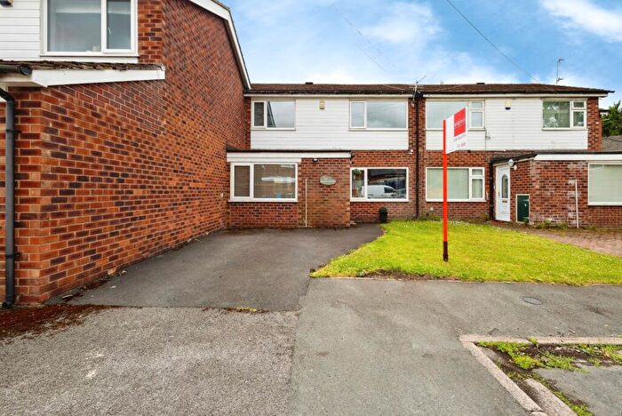 3 Bedroom Terraced House For Sale In Greenacres Drive, Manchester, Greater Manchester, M19