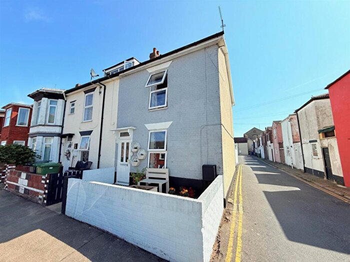 3 Bedroom End Of Terrace House For Sale In Russell Road, Great Yarmouth, NR30