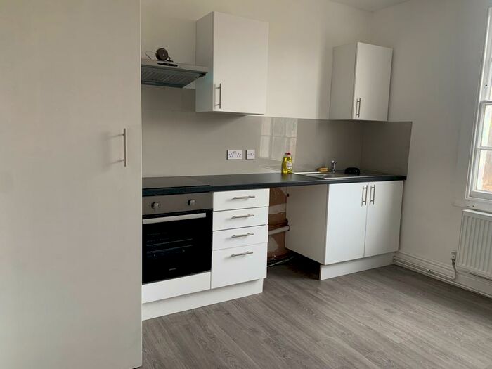 3 Bedroom Detached House To Rent In D Kenilworth Road, Leamington Spa, Warwickshire, CV32