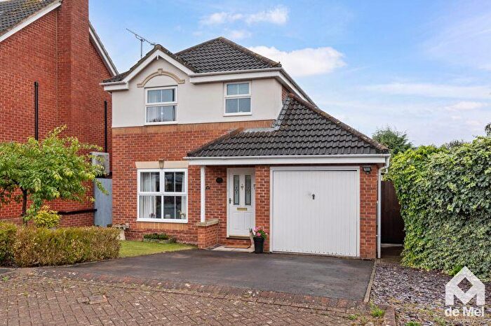3 Bedroom Detached House For Sale In Abbey Meadow, Stonehills, Tewkesbury, GL20