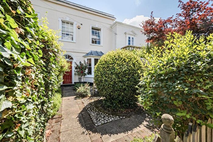 2 Bedroom House For Sale In Adelaide Square, Windsor, SL4